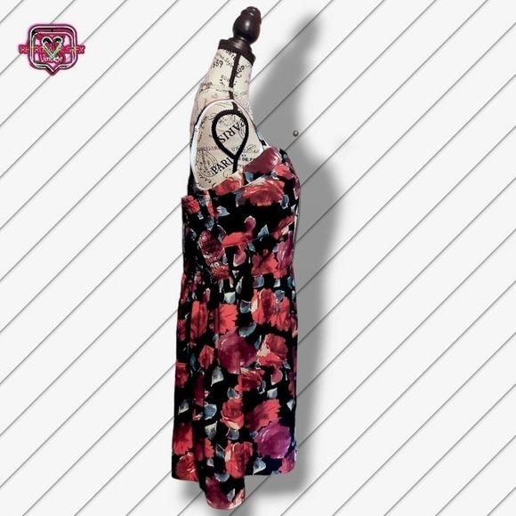 VINTAGE Torrid Y2K Romantic Shirred Rose Floral Party Sundress, Size 22 - Picture 3 of 10
